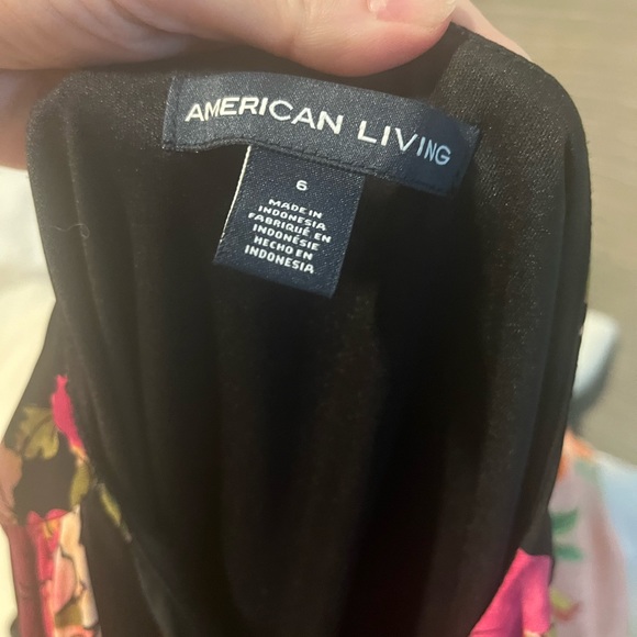 Fun dress for a party - Picture 3 of 3